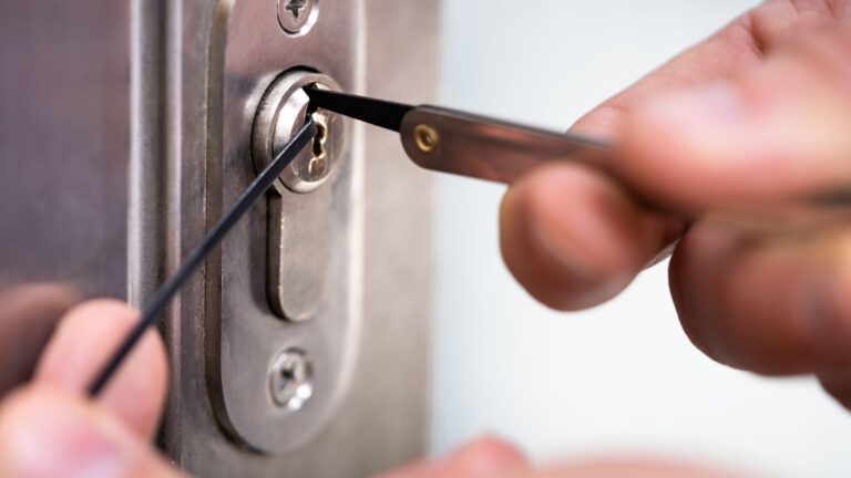 Schlüsselnotdienst in Aachen - Schlüsseldienst Aachen - Türöffnung